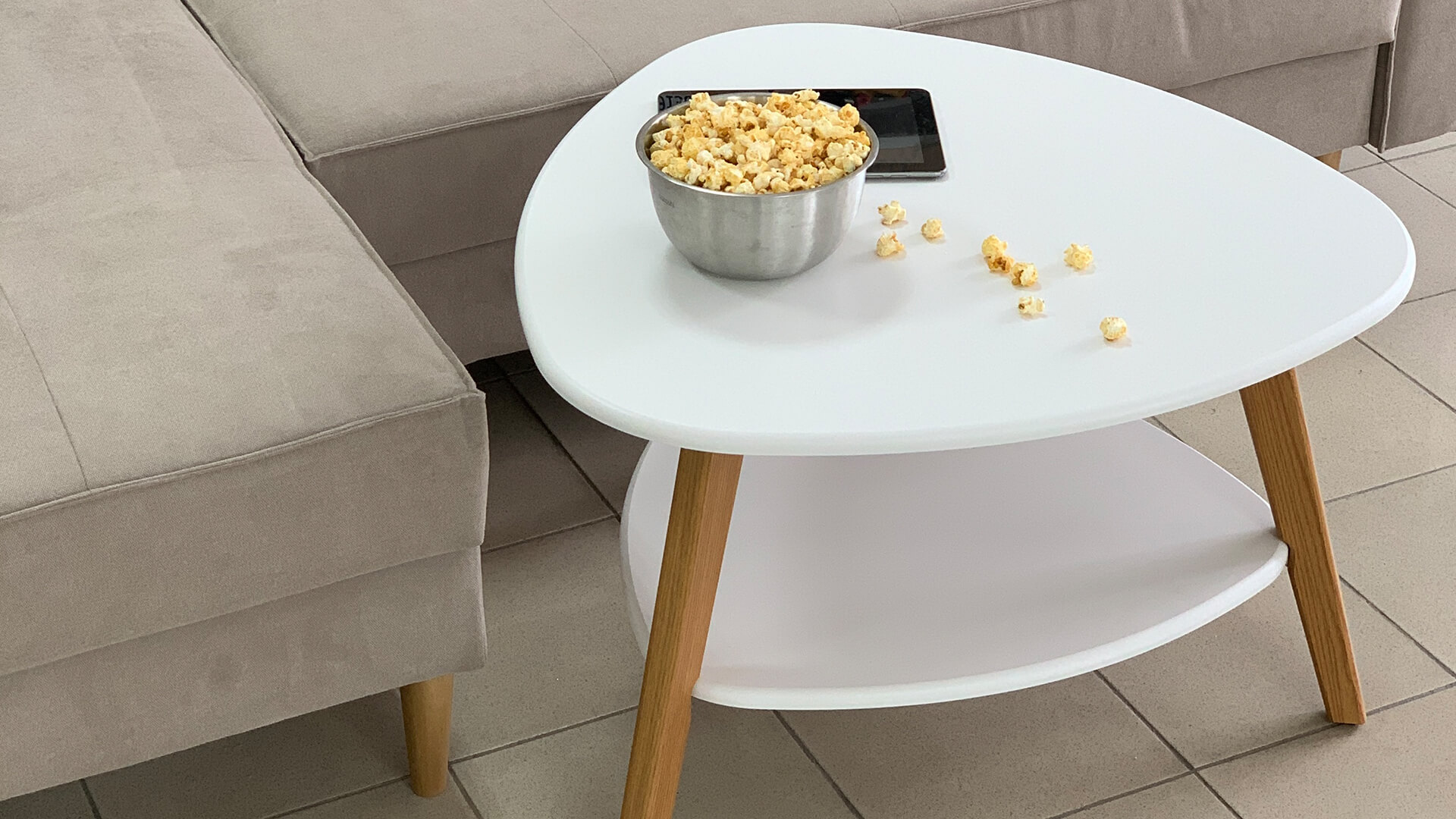 Купить столик (белый) BROOKLIN